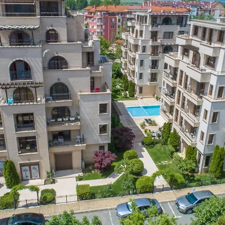 Apartment апарткомплекс амара студио 13 *